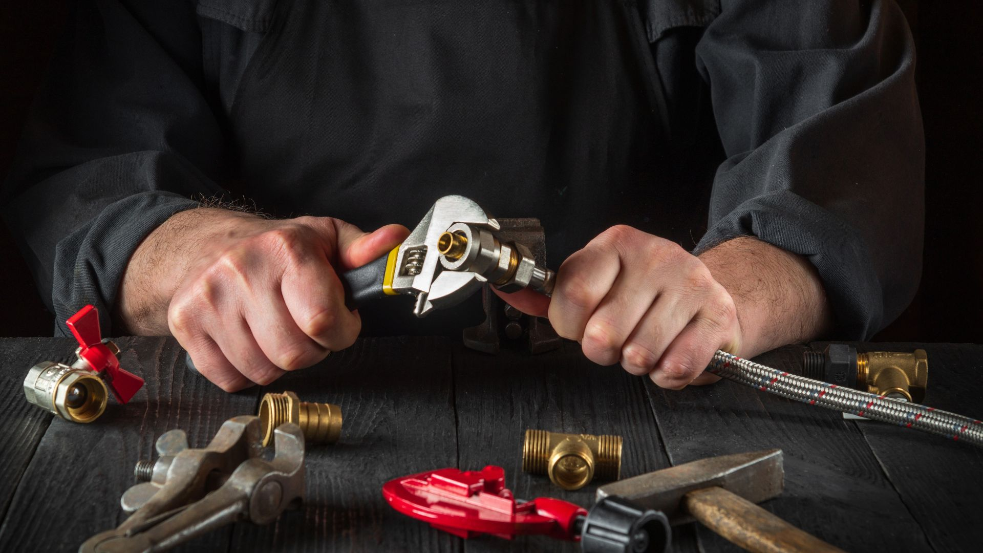 emergency plumbing service plumbing pipe